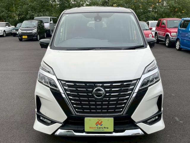 セレナ ハイウェイスターＶ　純正１０インチナビ　フルセグ　全周囲モニター　両側パワスラ　ＬＥＤヘッドライト　ＬＥＤフォグ　パーソナルテーブル　クルーズコントロール　後席モニター　スマートキー　プッシュスタート　ワンオーナー（3枚目）