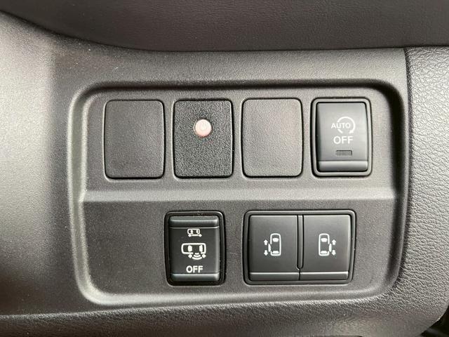 セレナ ハイウェイスターＶ　純正１０インチナビ　フルセグ　全周囲モニター　両側パワスラ　ＬＥＤヘッドライト　ＬＥＤフォグ　パーソナルテーブル　クルーズコントロール　後席モニター　スマートキー　プッシュスタート　ワンオーナー（21枚目）