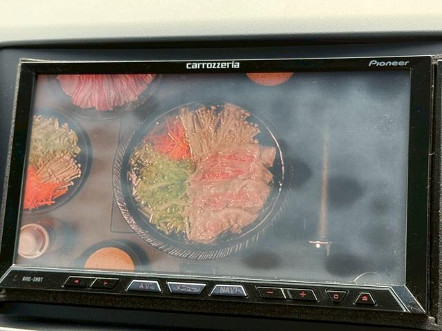 ランサー ＧＳＲエボリューションＸ　５速ＭＴ　ナビ　バックモニター　ＥＴＣ　Ｂｌｕｅｔｏｏｔｈ　フルセグＴＶ　リアウイング　車検Ｒ８年１１月　ＭＯＭＯステアリング　社外１８インチアルミ　社外マフラー（18枚目）