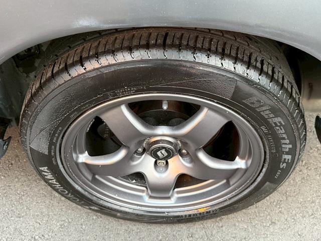 スカイライン GT-R NISMOシートカバー MOMOステアリング フジツボマフラー GT-Rキー 純正16インチアルミ エアコン 保証書(23枚目)