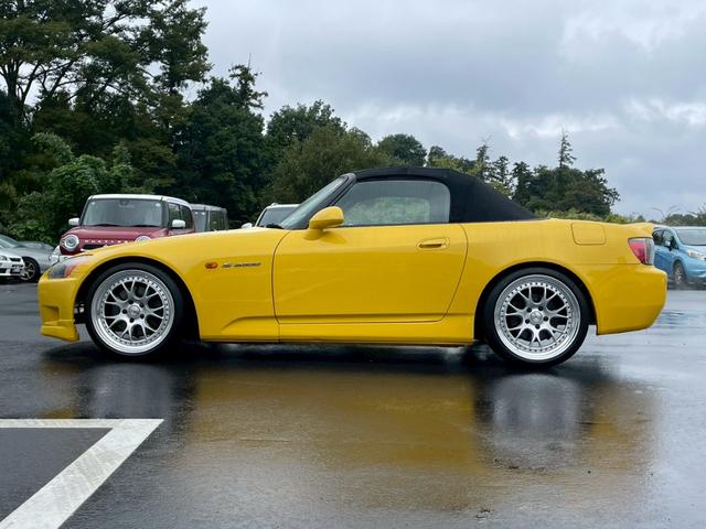 S2000 ベースグレード 社外ラジエーター 社外エキマニ ASMマフラー レカロフルバケ NARDIステアリング 社外タワーバー 社外ロールバー 車高調 SSR18インチアルミ 無限?リアスポ 全塗装済み(7枚目)