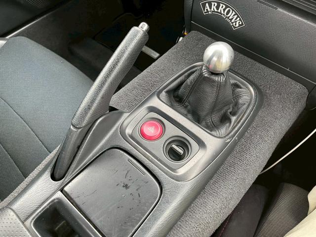 S2000 ベースグレード 社外ラジエーター 社外エキマニ ASMマフラー レカロフルバケ NARDIステアリング 社外タワーバー 社外ロールバー 車高調 SSR18インチアルミ 無限?リアスポ 全塗装済み(21枚目)