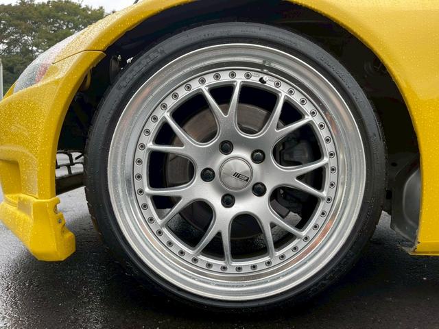 S2000 ベースグレード 社外ラジエーター 社外エキマニ ASMマフラー レカロフルバケ NARDIステアリング 社外タワーバー 社外ロールバー 車高調 SSR18インチアルミ 無限?リアスポ 全塗装済み(32枚目)