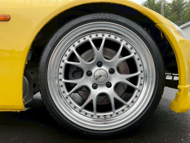 S2000 ベースグレード 社外ラジエーター 社外エキマニ ASMマフラー レカロフルバケ NARDIステアリング 社外タワーバー 社外ロールバー 車高調 SSR18インチアルミ 無限?リアスポ 全塗装済み(34枚目)