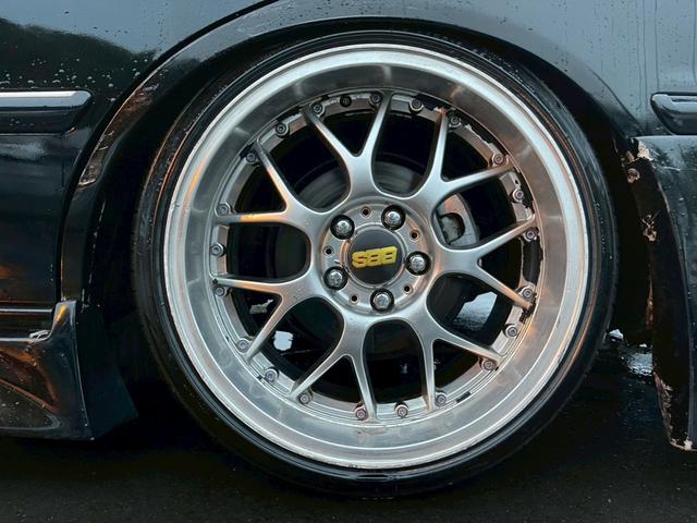 マークII ツアラーV 仕様 Greddy前置きインタークーラー BRIDEシート 社外マフラー BBSアルミ(27枚目)