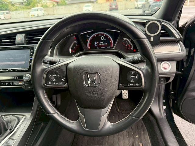 シビック ハッチバック ホンダセンシング 6MT 純正ナビ・TV ホンダセンシング  純正ドラレコ純正エアロ ビルトインETC  プッシュスタート ホンダセンシング 純正18インチアルミホイール シートヒーター(23枚目)