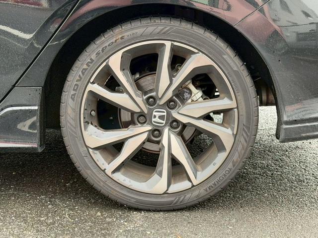 シビック ハッチバック ホンダセンシング 6MT 純正ナビ・TV ホンダセンシング  純正ドラレコ純正エアロ ビルトインETC  プッシュスタート ホンダセンシング 純正18インチアルミホイール シートヒーター(38枚目)