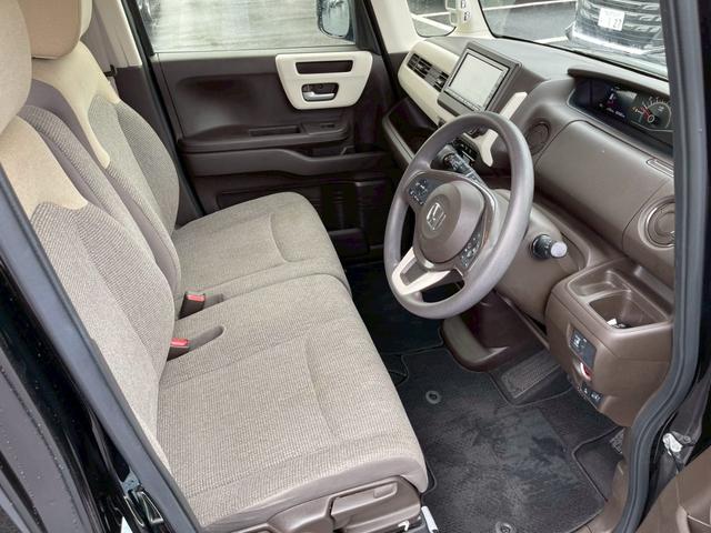 N-BOX L 純正ナビ フルセグ バックモニター パワースライドドア 衝突軽減ブレーキ 前後方誤発進抑制 車線逸脱 標識認識 オートハイビーム 後席ロールサンシェード シートヒーター スマートキー(10枚目)