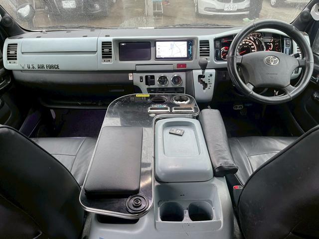 ハイエースワゴン GL パワースライドドア 社外ナビ フルセグ ETC(9枚目)