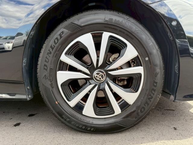 プリウスＰＨＶ Ｓセーフティプラス　プリクラッシュ　レーダークルーズ　車線逸脱　インテリジェントクリアランスソナー　インテリジェントパーキングアシスト　ＬＥＤヘッドライト　シートヒーター　スマートキー　ワンオーナー（29枚目）