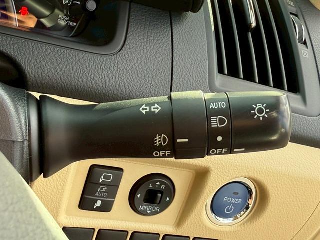 ＳＡＩ Ｇ　メーカーナビ　フルセグＴＶ　バックモニター　ＬＥＤヘッドライト　オプション純正１８インチアルミ　ＥＴＣ　プッシュスタート　オートエアコン　パワーシート　シートメモリー（22枚目）