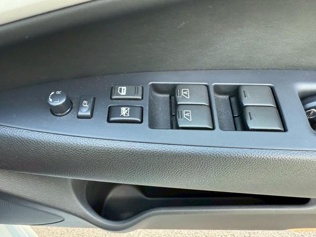 スカイライン 250GT タイプV メーカーナビ ハーフレザーシート バックモニター 純正16インチアルミ BOSEサウンドシステム エアロ ETC プッシュスタート 記録簿 取扱説明書 保証書(19枚目)