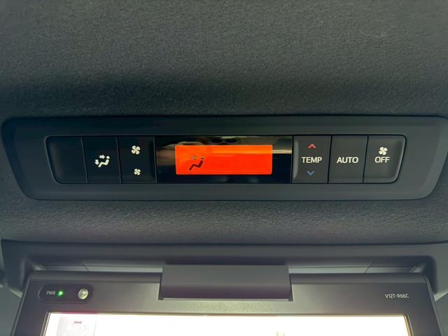 エスクァイア ハイブリッドＧｉ　プレミアムパッケージ　純正９インチナビ　フルセグ　バックモニター　後席モニター　両側パワースライドドア　プリクラッシュ　車線逸脱　クルーズコントロール　車高調　ＬＥＤヘッドライト　シートヒーター　ドラレコ（28枚目）