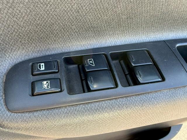 セレナ 20S パワースライドドア 社外ナビ フルセグ キーレス(24枚目)