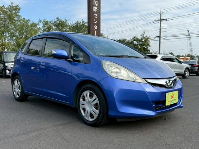 フィット 15XH スマートキー クルーズコントロール シートヒーター ワンオーナー(2枚目)