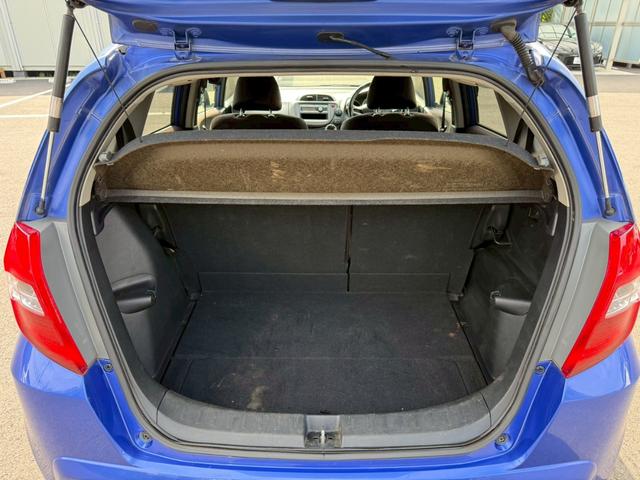 フィット 15XH スマートキー クルーズコントロール シートヒーター ワンオーナー(14枚目)