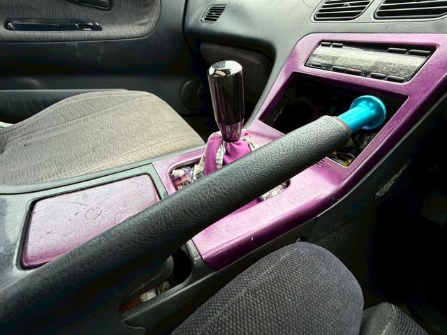 １８０ＳＸ タイプＲ　純正５速　乗車定員２名公認　追加メーター　サンルーフ　社外マフラー　前置きインタークーラー（18枚目）