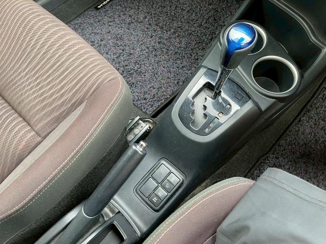 アクア G 純正ナビTV バックモニター プリクラッシュ 車線逸脱 クルーズコントロール スマートキー プッシュスタート LEDヘッドライト ワンオーナー(20枚目)