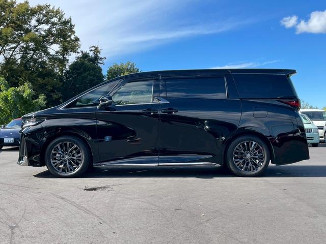 ヴェルファイアハイブリッド Z プレミア メーカーナビ フルセグ 全周囲モニター 両側パースライドドア ユニバーサルステップ HUD BSM デジタルインナーミラー メモリー付パワーシート パワーバックドア シートヒーター ワンオーナー(7枚目)