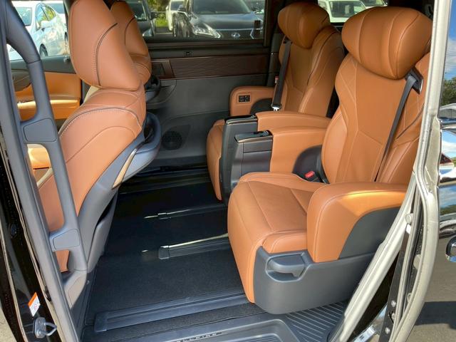 ヴェルファイアハイブリッド Z プレミア メーカーナビ フルセグ 全周囲モニター 両側パースライドドア ユニバーサルステップ HUD BSM デジタルインナーミラー メモリー付パワーシート パワーバックドア シートヒーター ワンオーナー(13枚目)