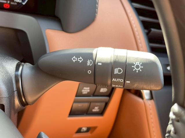 ヴェルファイアハイブリッド Z プレミア メーカーナビ フルセグ 全周囲モニター 両側パースライドドア ユニバーサルステップ HUD BSM デジタルインナーミラー メモリー付パワーシート パワーバックドア シートヒーター ワンオーナー(25枚目)