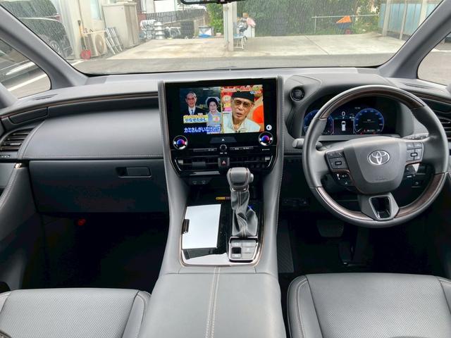 アルファード Z メーカーナビ フルセグ 全周囲モニター ユニバーサルステップ デジタルインナーミラー 後席モニター 左右独立ムーンルーフ プリクラッシュ 全車速追従クルーズコントロール シートヒーター パワーシート(9枚目)