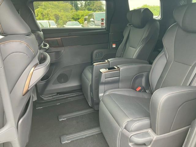 アルファード Z メーカーナビ フルセグ 全周囲モニター ユニバーサルステップ デジタルインナーミラー 後席モニター 左右独立ムーンルーフ プリクラッシュ 全車速追従クルーズコントロール シートヒーター パワーシート(14枚目)