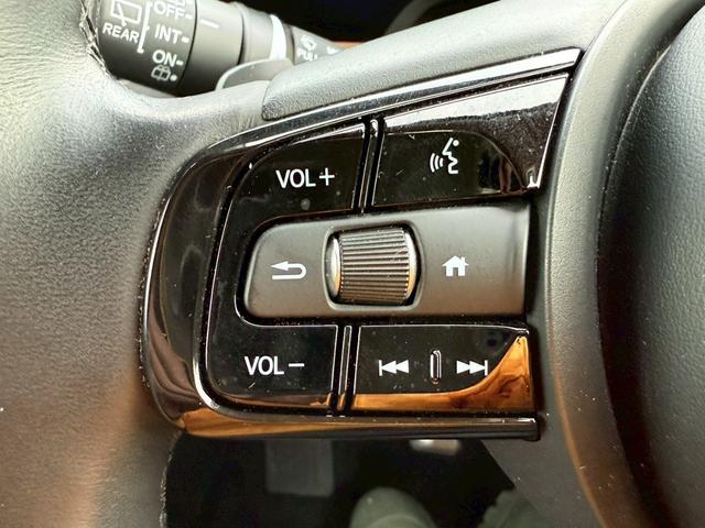 Honda e アドバンス メーカーナビ フルセグ 全周囲M 衝突軽減ブレーキ 全車速追従クルーズコントロール 前後誤発進抑制 パーキングパイロット AC100V電源 スマートキー LEDライト シートヒーター ワンオーナー(24枚目)