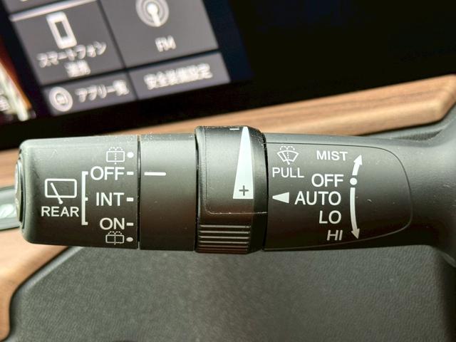 Honda e アドバンス メーカーナビ フルセグ 全周囲M 衝突軽減ブレーキ 全車速追従クルーズコントロール 前後誤発進抑制 パーキングパイロット AC100V電源 スマートキー LEDライト シートヒーター ワンオーナー(29枚目)