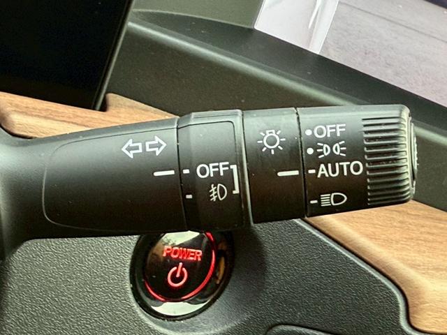 Honda e アドバンス メーカーナビ フルセグ 全周囲M 衝突軽減ブレーキ 全車速追従クルーズコントロール 前後誤発進抑制 パーキングパイロット AC100V電源 スマートキー LEDライト シートヒーター ワンオーナー(30枚目)