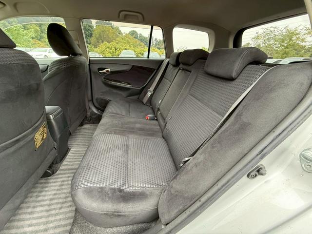 カローラフィールダー １．８Ｓ　エアロツアラー　純正ナビ　バックモニター　スマートキー　プッシュスタート（13枚目）