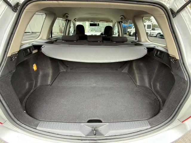 カローラフィールダー １．８Ｓ　エアロツアラー　純正ナビ　バックモニター　スマートキー　プッシュスタート（14枚目）