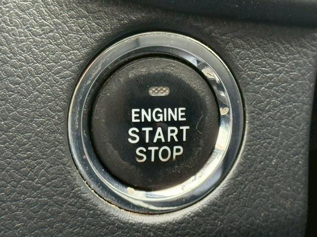 カローラフィールダー １．８Ｓ　エアロツアラー　純正ナビ　バックモニター　スマートキー　プッシュスタート（19枚目）