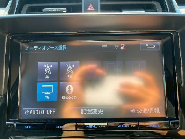 プリウス Ｓツーリングセレクション　モデリスタエアロ　純正９インチナビ　フルセグ　バックモニター　シートヒーター　社外１７インチアルミ　ダウンサス　ＬＥＤヘッドライト　スマートキー（19枚目）