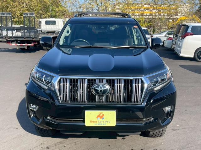 ランドクルーザープラド ＴＸ　Ｌパッケージ　メーカー９インチナビ　ＴＶ　７人乗り　サンルーフ　全周囲カメラ　衝突被害軽減システム　レーダークルーズ　コーナーセンサー　ＥＴＣ　前席シートヒーター・クーラー　ブラインドスポットモニター　ルーフレール（5枚目）