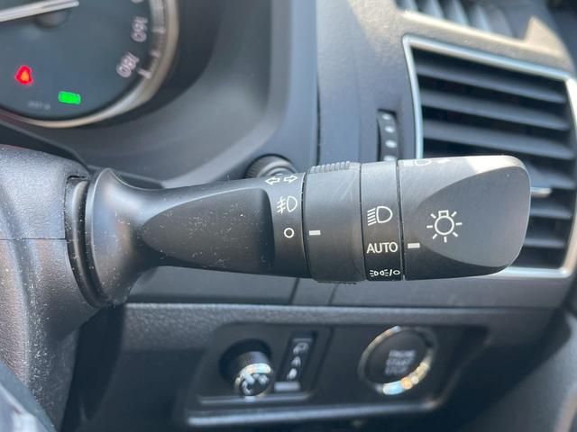 ランドクルーザープラド ＴＸ　Ｌパッケージ　メーカー９インチナビ　ＴＶ　７人乗り　サンルーフ　全周囲カメラ　衝突被害軽減システム　レーダークルーズ　コーナーセンサー　ＥＴＣ　前席シートヒーター・クーラー　ブラインドスポットモニター　ルーフレール（29枚目）