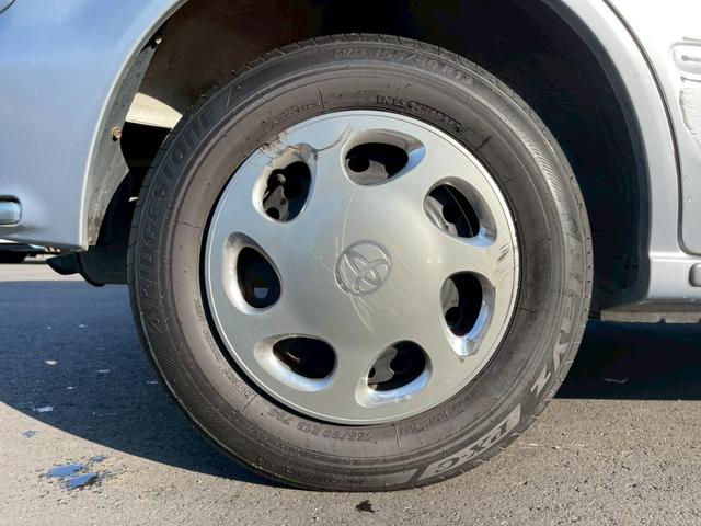 スターレット カラット　１オーナー　エアコン　記録簿　取扱説明書　保証書（25枚目）