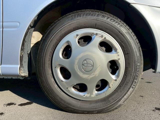 スターレット カラット　１オーナー　エアコン　記録簿　取扱説明書　保証書（28枚目）