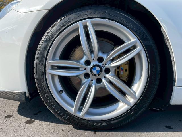 ６シリーズ ６４０ｉグランクーペ　Ｍスポーツパッケージ　サンルーフ　メーカーナビ　アドバンスドアクティブセーフティパッケージ　バックモニター　ＥＴＣ　純正１９インチアルミ　メモリー付きパワーシート　ヘッドアップディスプレイ（31枚目）