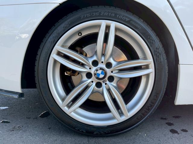 ６シリーズ ６４０ｉグランクーペ　Ｍスポーツパッケージ　サンルーフ　メーカーナビ　アドバンスドアクティブセーフティパッケージ　バックモニター　ＥＴＣ　純正１９インチアルミ　メモリー付きパワーシート　ヘッドアップディスプレイ（33枚目）