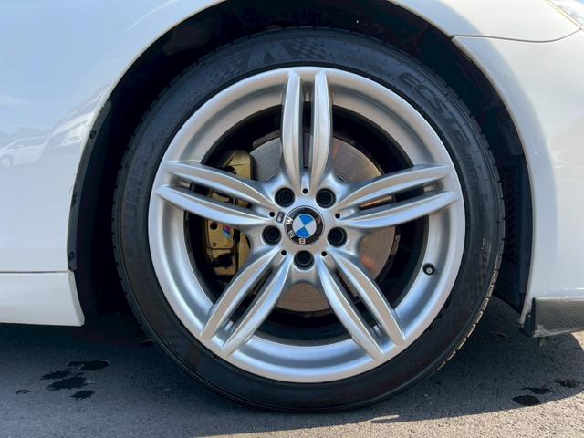 ６シリーズ ６４０ｉグランクーペ　Ｍスポーツパッケージ　サンルーフ　メーカーナビ　アドバンスドアクティブセーフティパッケージ　バックモニター　ＥＴＣ　純正１９インチアルミ　メモリー付きパワーシート　ヘッドアップディスプレイ（34枚目）