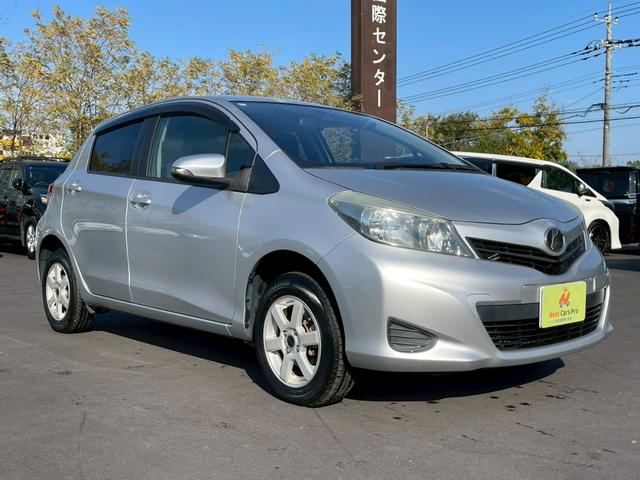 ヴィッツ Ｆ　スマイルエディション　社外ナビ　ＴＶ　バックモニター　１４インチＡＷ　ＥＴＣ（3枚目）