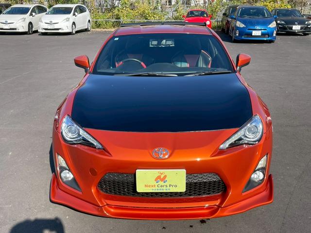 ８６ ＧＴ　社外エアロ　ウィング　ＴＥＩＮ車高調　社外ナビ　フルセグ　バックモニター　スマートキー　プッシュスタート　ＥＴＣ　純正アルミ（7枚目）