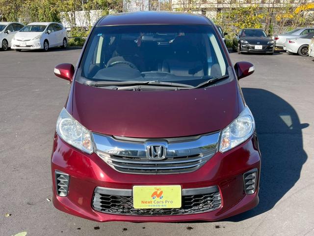 フリード Ｇ　ジャストセレクション　両側パワースライドドア　社外ナビ　フルセグ　バックモニター　スマートキー　ＨＩＤヘッドライト　ＥＴＣ（2枚目）