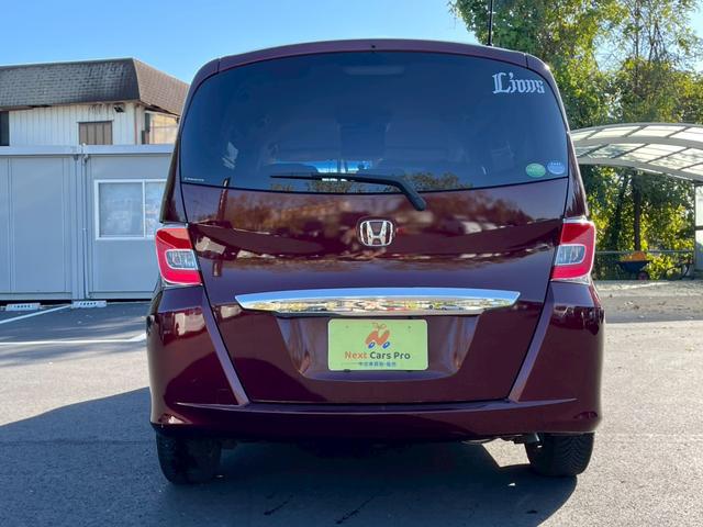 フリード Ｇ　ジャストセレクション　両側パワースライドドア　社外ナビ　フルセグ　バックモニター　スマートキー　ＨＩＤヘッドライト　ＥＴＣ（10枚目）