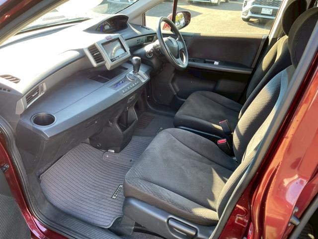 フリード Ｇ　ジャストセレクション　両側パワースライドドア　社外ナビ　フルセグ　バックモニター　スマートキー　ＨＩＤヘッドライト　ＥＴＣ（16枚目）