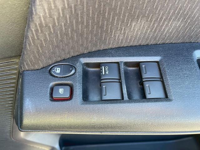 フリード Ｇ　ジャストセレクション　両側パワースライドドア　社外ナビ　フルセグ　バックモニター　スマートキー　ＨＩＤヘッドライト　ＥＴＣ（26枚目）