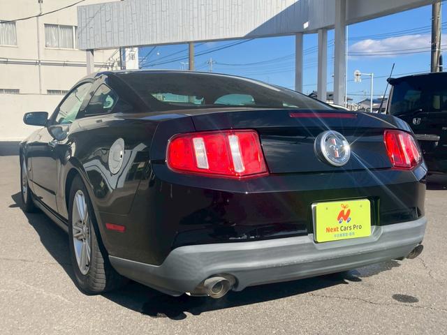 マスタング Ｖ６　プレミアム　左ハンドル　並行輸入車　社外ナビ　ＥＴＣ　全塗装済み（7枚目）