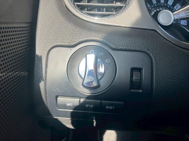 マスタング Ｖ６　プレミアム　左ハンドル　並行輸入車　社外ナビ　ＥＴＣ　全塗装済み（29枚目）