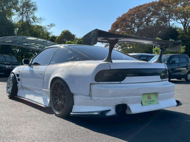 １８０ＳＸ タイプＸ　東名エキマニ　Ｓ１５後期メタルタービン　Ｒ３２燃料ポンプ　ＮＩＳＭＯ７４０インジェクター　ＧＲＥＸオイルクーラーキット　１４前期ラジエター　パワーＦＣ　ＥＲ３４インナードラム公認　Ｄｅｆｉ３連メーター（8枚目）